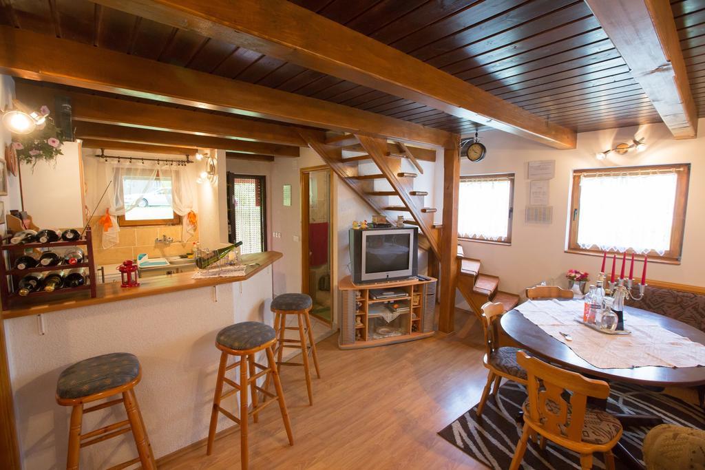 Holiday Home Trzan Josipdol Εξωτερικό φωτογραφία